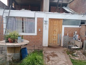 CASA EN VENTA 200M2 SAN JERONIMO