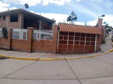 CASA EN VENTA 200M2 SAN JERONIMO
