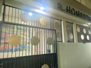 Kost & Homestay Aktif dii Pusat Surabaya
