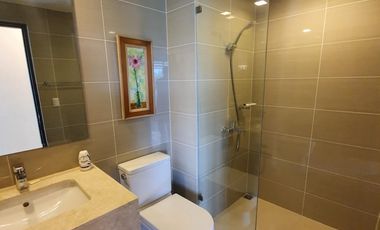 2 Bedroom Corner Unit for Sale in St. Moritz Private Estate, McKinley West, Taguig City