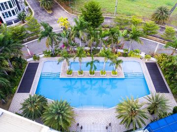 House for Sale at South Forbes Silang Cavite