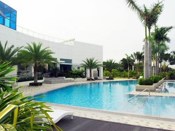 House for Sale at South Forbes Silang Cavite