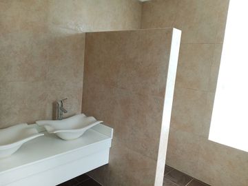 House for Sale at South Forbes Silang Cavite