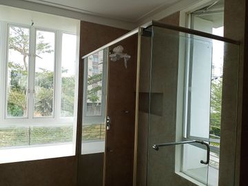 House for Sale at South Forbes Silang Cavite