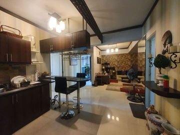 2-Bedroom Unit, Stamford Residences, Upper McKinley FOR SALE
