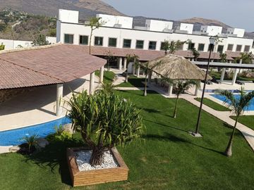 Casa  EN VENTA con alberca  TERRA VITA