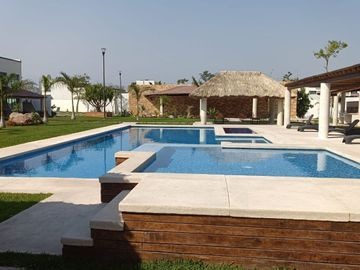 Casa  EN VENTA con alberca  TERRA VITA