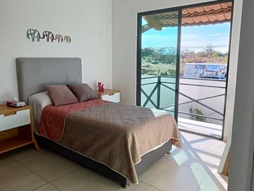 Casa  EN VENTA con alberca  TERRA VITA