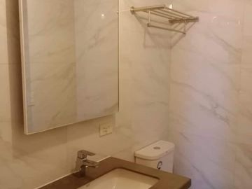 For Sale Studio Unit in Mandani Bay Suites Phase 1, Tower2