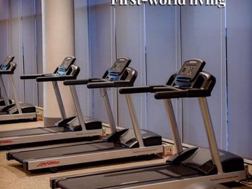 For Sale Studio Unit in Mandani Bay Suites Phase 1, Tower2