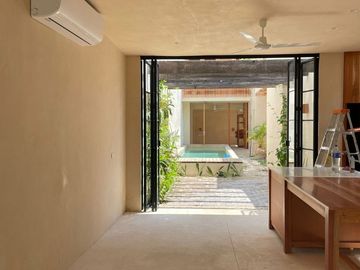 Casa en venta en Mérida Centro, a 3 cuadras Paseo de Montejo y Parque Santa Ana