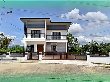 PREMIUM HOUSE&LOT IN ALAMINOS LAGUNA - PARCO ROYALE - GAVINA MODEL(COMPLETE FINISHED TURN OVER)