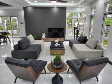 Modern Corner  house for sale in Chateaux de Paris 5mins away from Ayala Malls Nuvali