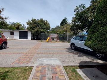 ESPECTACULAR QUINTA DE VENTA EN EL VALLE DE BELLO HORIZONTE ENTRE GUAYLLABAMBA Y EL QUINCHE