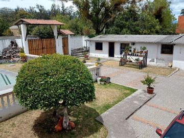 ESPECTACULAR QUINTA DE VENTA EN EL VALLE DE BELLO HORIZONTE ENTRE GUAYLLABAMBA Y EL QUINCHE