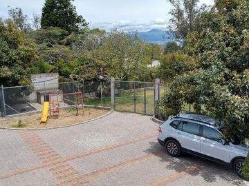 ESPECTACULAR QUINTA DE VENTA EN EL VALLE DE BELLO HORIZONTE ENTRE GUAYLLABAMBA Y EL QUINCHE