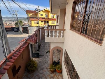 Propiedad esquinera de venta, Sector El Cebollar C1358