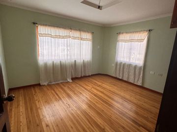 Propiedad esquinera de venta, Sector El Cebollar C1358