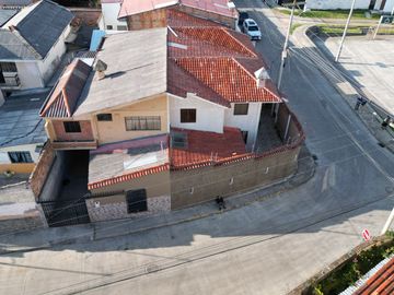 Propiedad esquinera de venta, Sector El Cebollar C1358