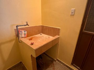 Propiedad esquinera de venta, Sector El Cebollar C1358