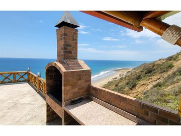 Casa Con Vista Al Mar De Venta En Manta Zona Sur