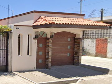 CASA EN COL. MORELOS, TEPIC NAYARIT.
