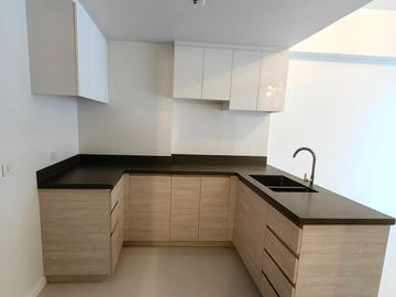 2-Bedroom with Balcony in Mandani Bay