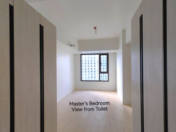 2-Bedroom with Balcony in Mandani Bay
