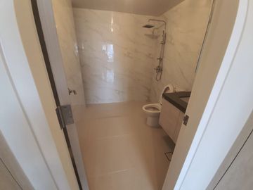 2-Bedroom with Balcony in Mandani Bay
