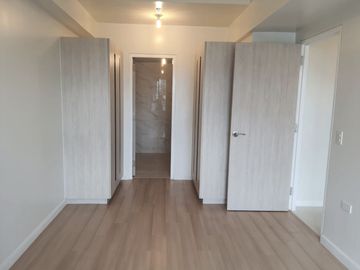 2-Bedroom with Balcony in Mandani Bay