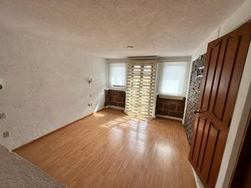 CASA EN VENTA FRACC. LOS CEDROS AVE. GUADALUPE VICTORIA EN METEPEC
