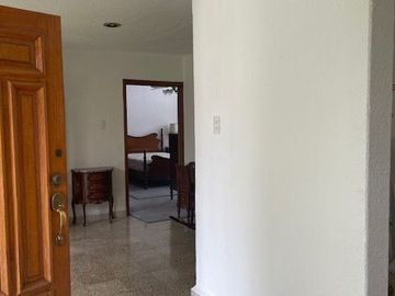 En VENTA propiedad con 2 casas de un solo nivel colonia Lomas de la Selva, Cuernavaca, Morelos.