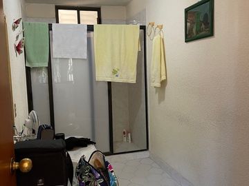 En VENTA propiedad con 2 casas de un solo nivel colonia Lomas de la Selva, Cuernavaca, Morelos.