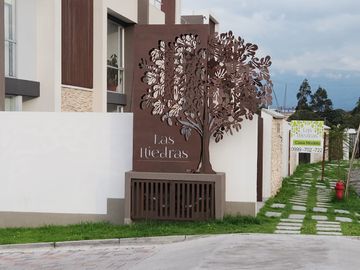 Casa en venta en Conocoto Valle de los chillos.