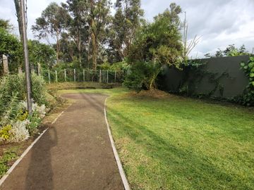 Casa en venta en Conocoto Valle de los chillos.