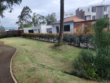 Casa en venta en Conocoto Valle de los chillos.