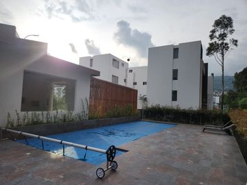 Casa en venta en Conocoto Valle de los chillos.