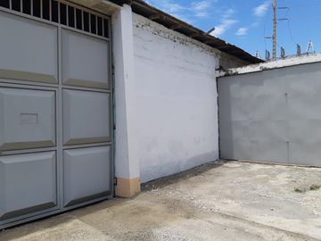 POSORJA A LADO DE NIRSA VENDO GALPON INDUSTRIAL PARA PROCESAMIENTO DE MARISCOS