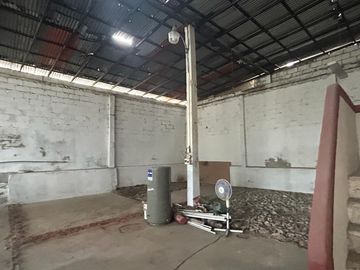 POSORJA A LADO DE NIRSA VENDO GALPON INDUSTRIAL PARA PROCESAMIENTO DE MARISCOS