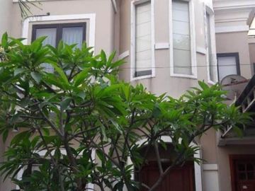 Rumah Jemursari Regency Surabaya Siap Huni