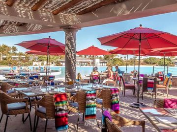 Casa con alberca privada, area de bbq y terraza, Pacific Ocean, Cabo San Lucas.