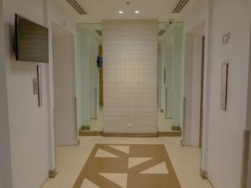 # Top High End Condo Modern Minimialist Condo near Hotel Mall Resturants and Airport Hospital School Office  HIGH END BUT AFFORDABLE CONDO IN SAN JUAN