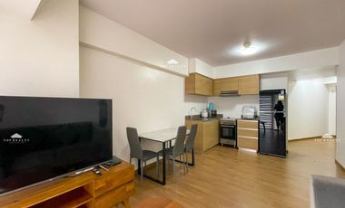 For Sale: 3 Bedroom 3BR Condo in The Rise Makati City, Salcedo Village