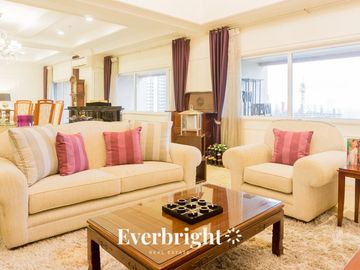 Le Triomphe - Lower Penthouse 1 4BR FOR SALE and RENT