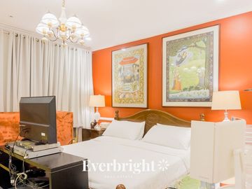 Le Triomphe - Lower Penthouse 1 4BR FOR SALE and RENT