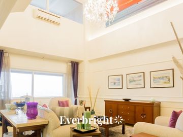 Le Triomphe - Lower Penthouse 1 4BR FOR SALE and RENT