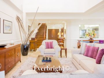 Le Triomphe - Lower Penthouse 1 4BR FOR SALE and RENT