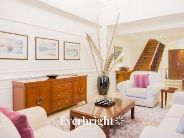 Le Triomphe - Lower Penthouse 1 4BR FOR SALE and RENT