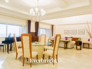 Le Triomphe - Lower Penthouse 1 4BR FOR SALE and RENT