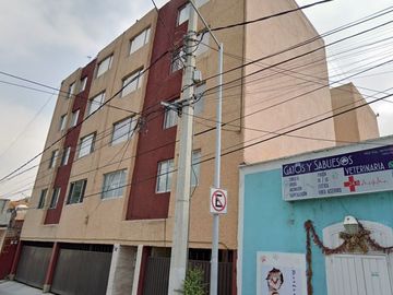 Oportunidad De Remate Bancario En Cda. Francisco Moreno número 5; Colonia Villa Gustavo A. Madero Alcaldía Gustavo A. Madero-CDMX